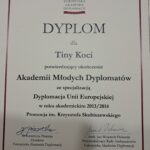 Dyplom ukończenia Europejskiej Akademii Dyplomacji wersja polska Tina Koci